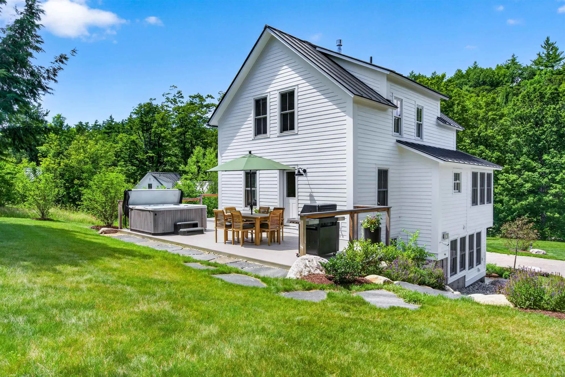 564 Goodaleville Road Jamaica VT 05343