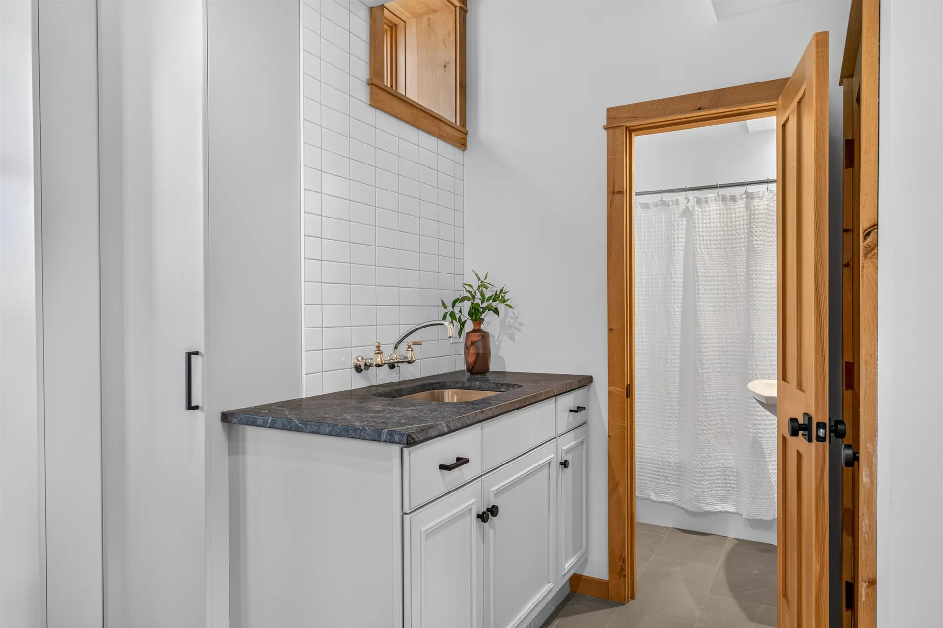 564 Goodaleville Road Jamaica VT 05343