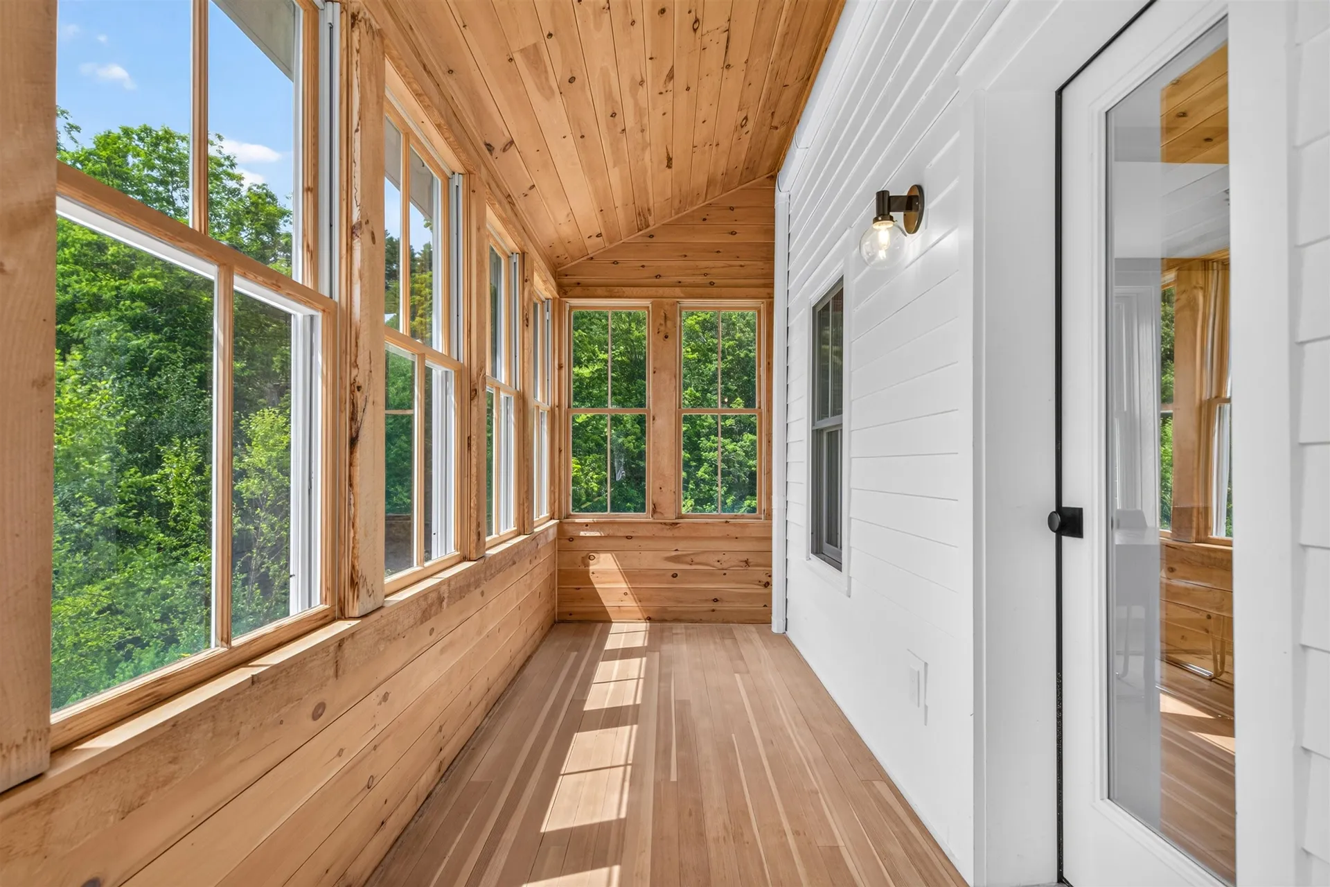 564 Goodaleville Road Jamaica VT 05343