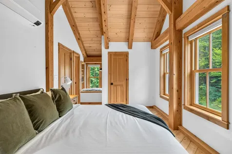 564 Goodaleville Road Jamaica VT 05343