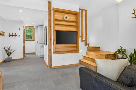 564 Goodaleville Road Jamaica VT 05343