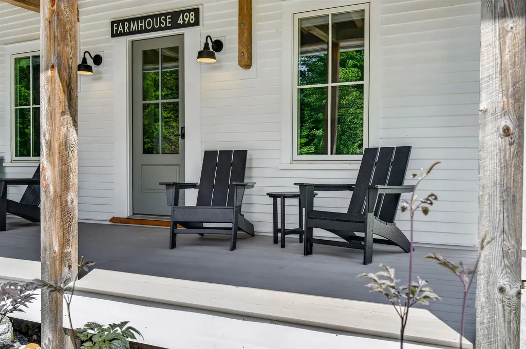 494-498 Goodaleville Road Jamaica VT 05343