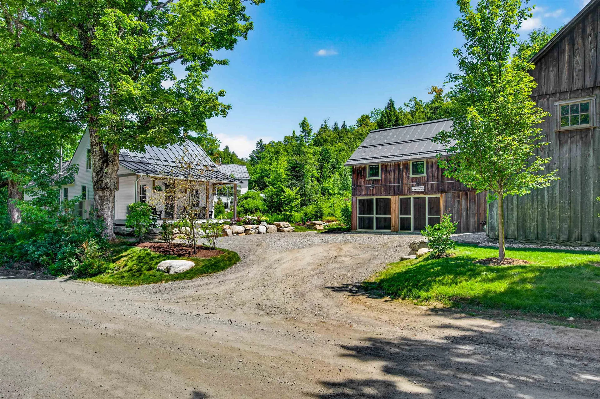494-498 Goodaleville Road Jamaica VT 05343