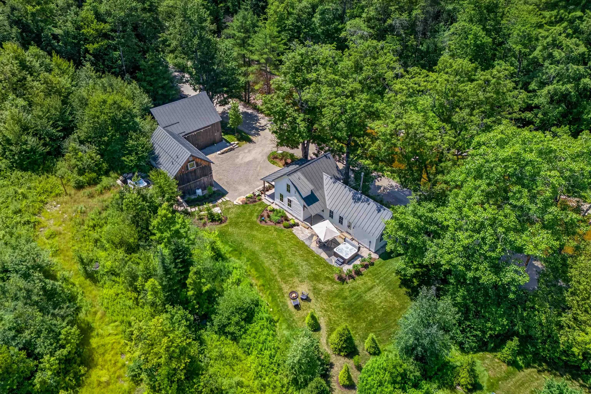 494-498 Goodaleville Road Jamaica VT 05343