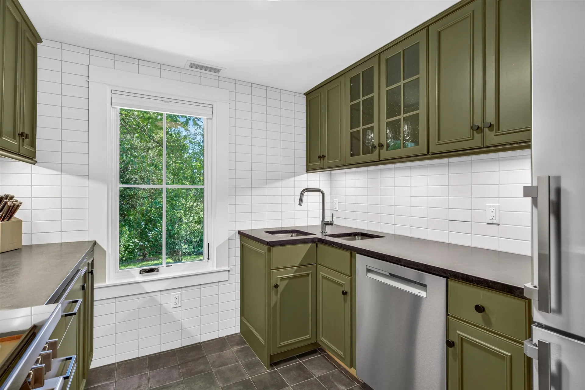 494-498 Goodaleville Road Jamaica VT 05343