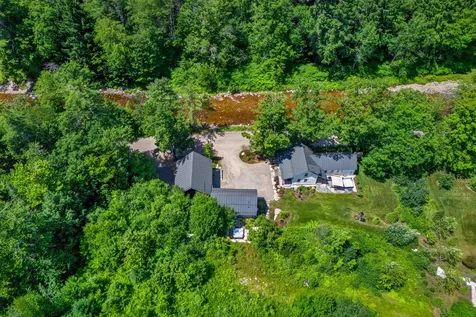 494-498 Goodaleville Road Jamaica VT 05343