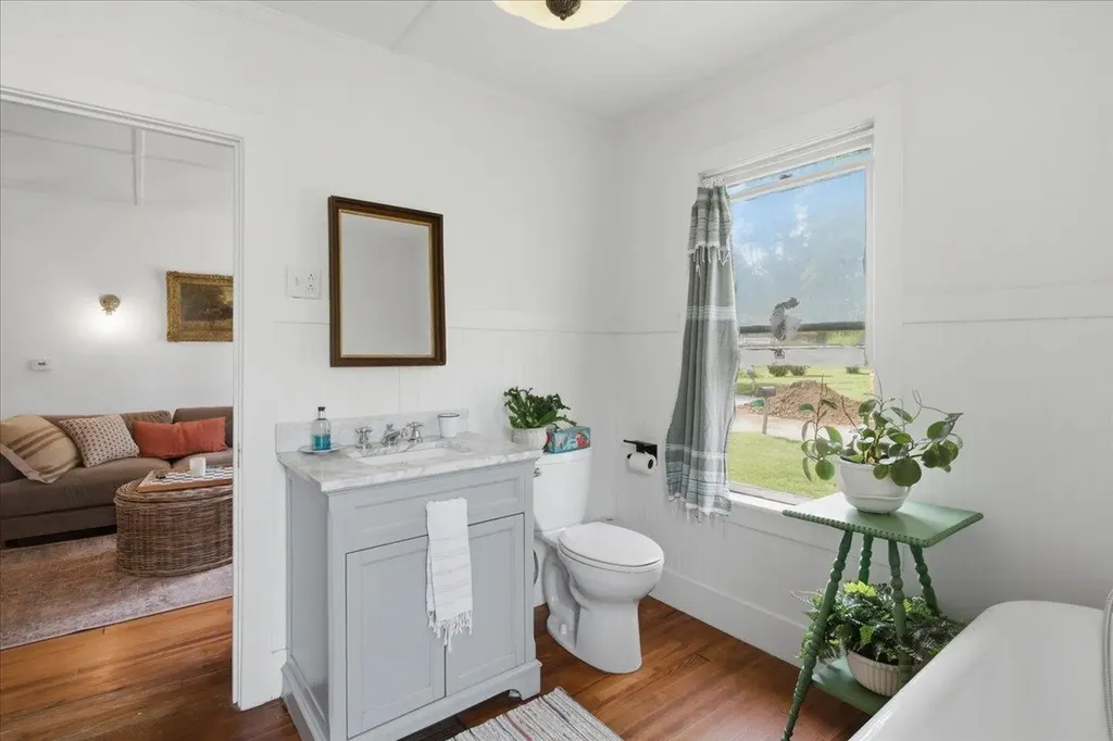 12 Hall Street Bennington VT 05257