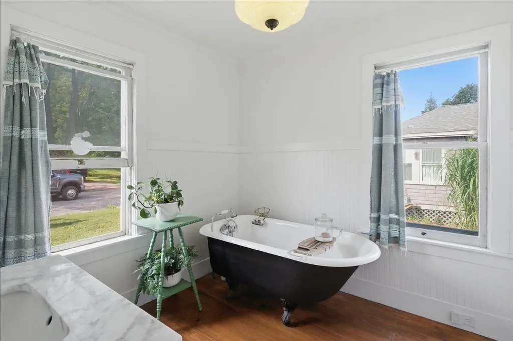 12 Hall Street Bennington VT 05257
