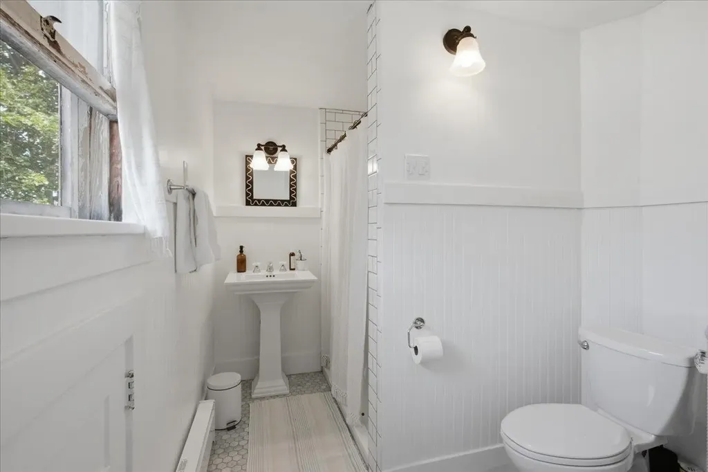 12 Hall Street Bennington VT 05257
