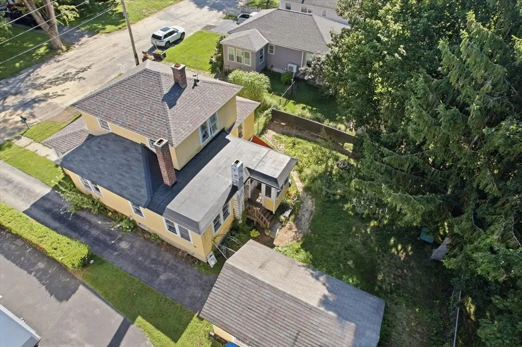12 Hall Street Bennington VT 05257
