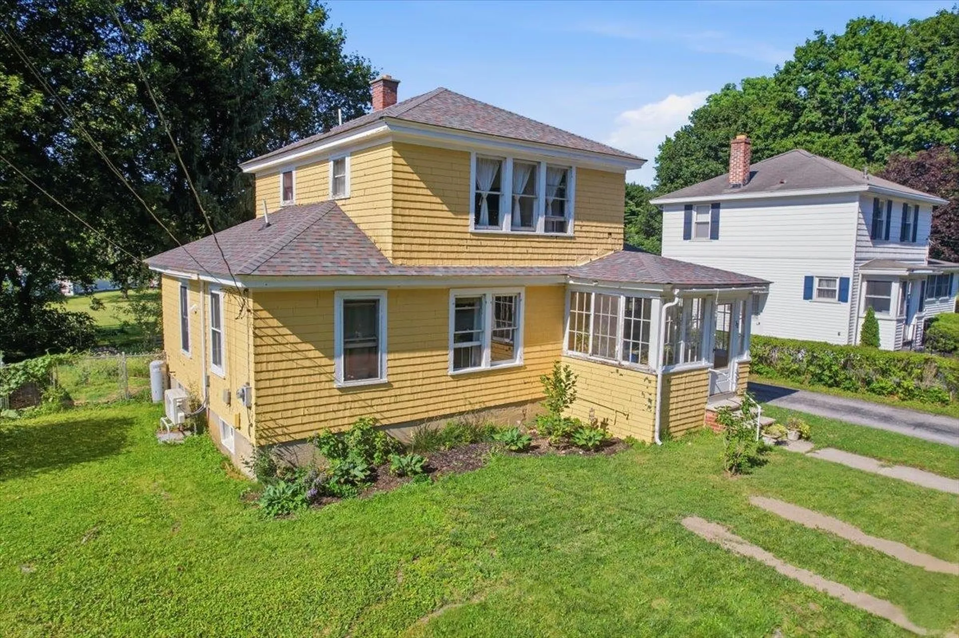 12 Hall Street Bennington VT 05257