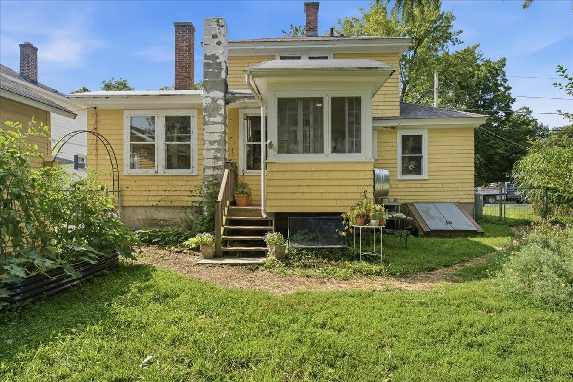 12 Hall Street Bennington VT 05257