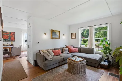 12 Hall Street Bennington VT 05257