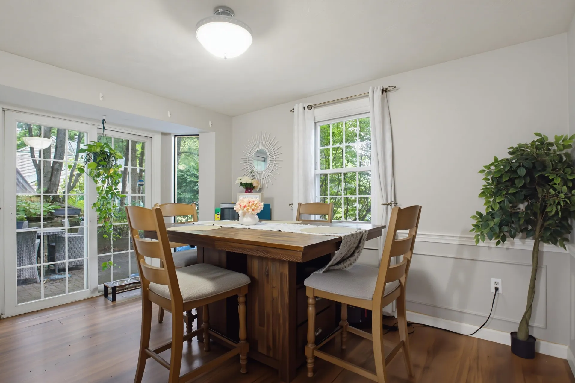 21 Shelburne Road Nashua NH 03063