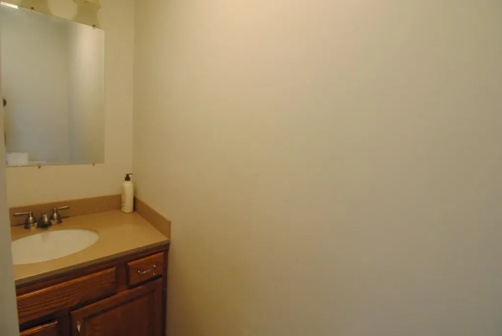 7 Meadowview Circle Nashua NH 03062