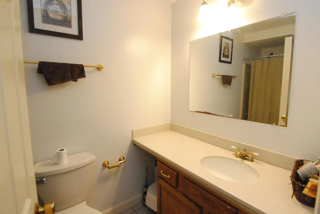 7 Meadowview Circle Nashua NH 03062