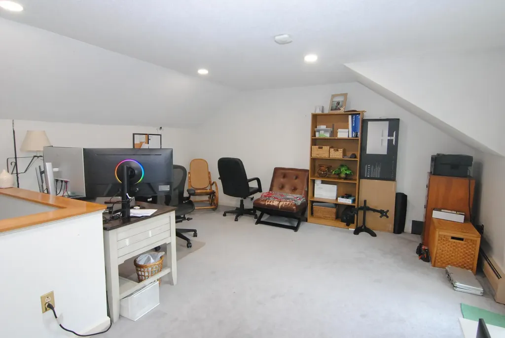7 Meadowview Circle Nashua NH 03062