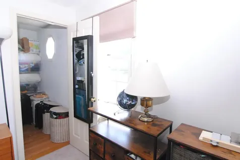 7 Meadowview Circle Nashua NH 03062