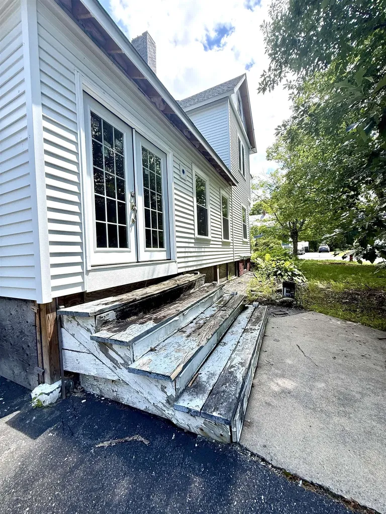 92 Highland Avenue Lisbon NH 03585