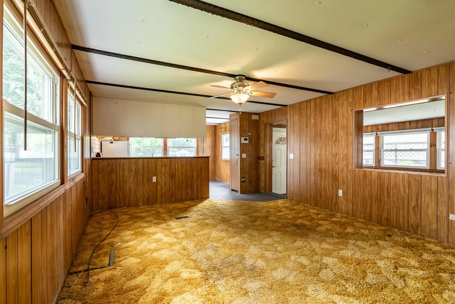 8 South Dewberry Lane Rochester NH 03867