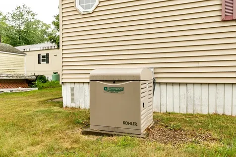 8 South Dewberry Lane Rochester NH 03867