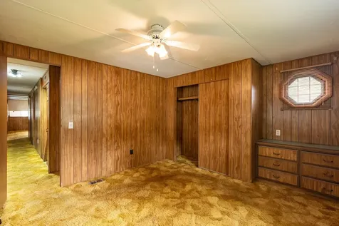 8 South Dewberry Lane Rochester NH 03867