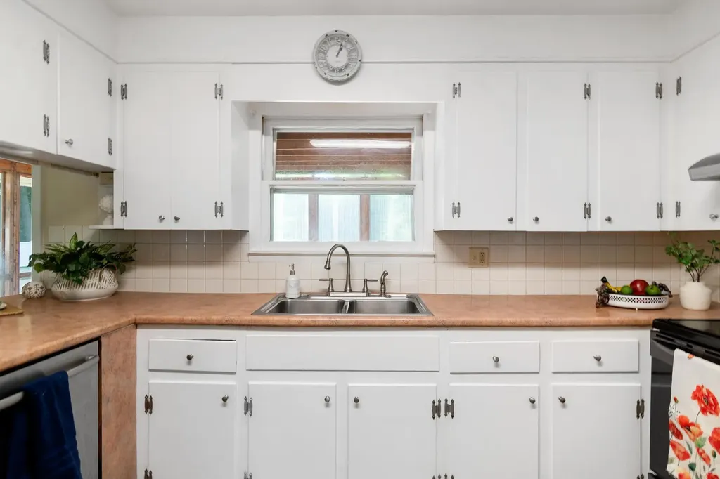 80 Birchwood Drive Colchester VT 05446