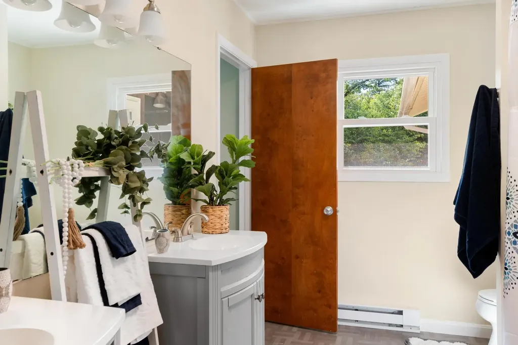 80 Birchwood Drive Colchester VT 05446