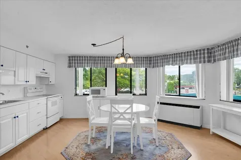 10 Kellogg Road Essex Junction VT 05452