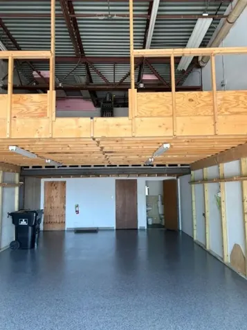726 E Industrial Park Dr Drive Manchester NH 03109