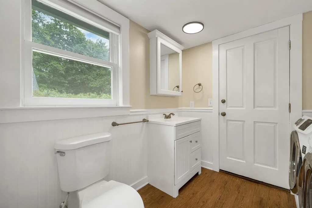 26 Old Mont Vernon Road Amherst NH 03031