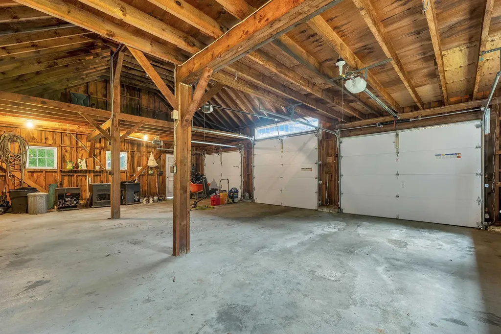 26 Old Mont Vernon Road Amherst NH 03031