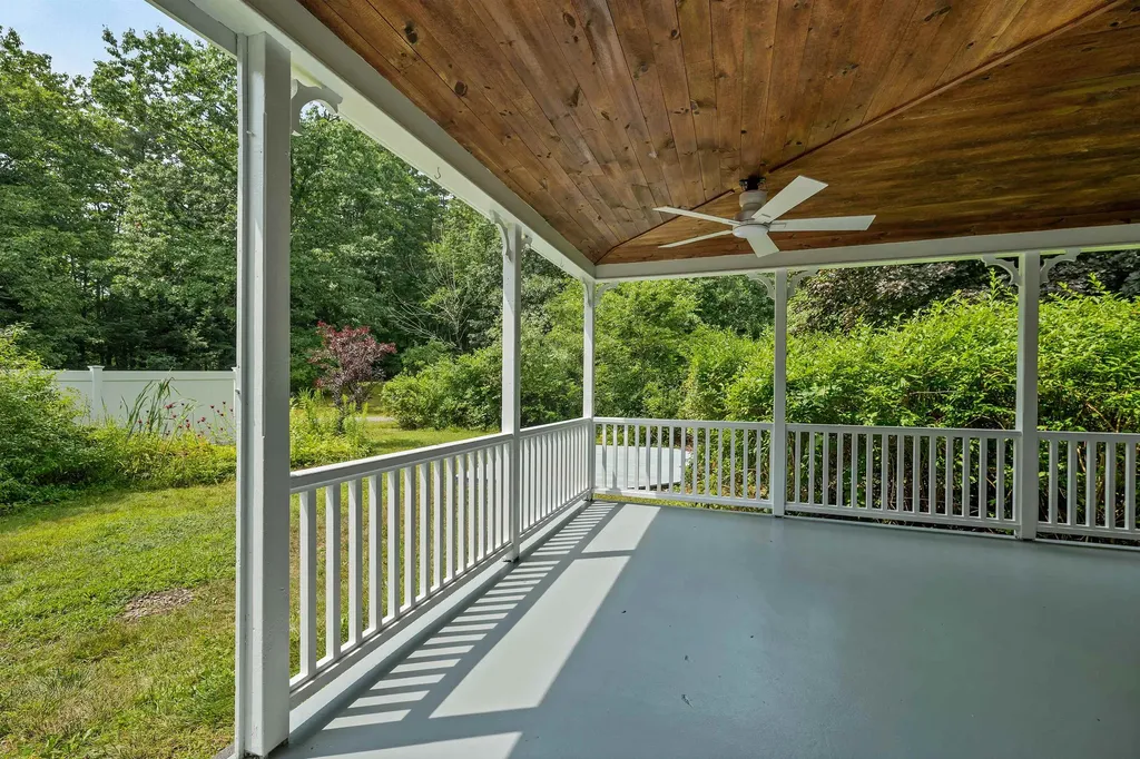 26 Old Mont Vernon Road Amherst NH 03031