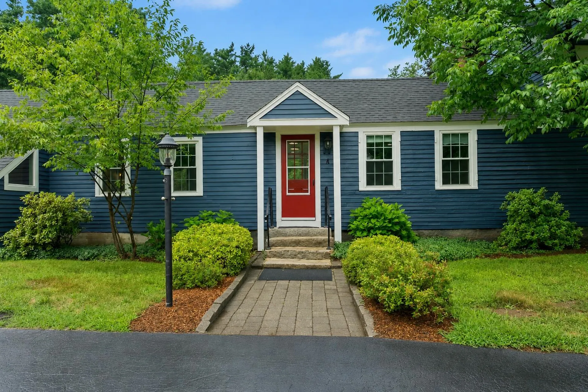 26 Old Mont Vernon Road Amherst NH 03031