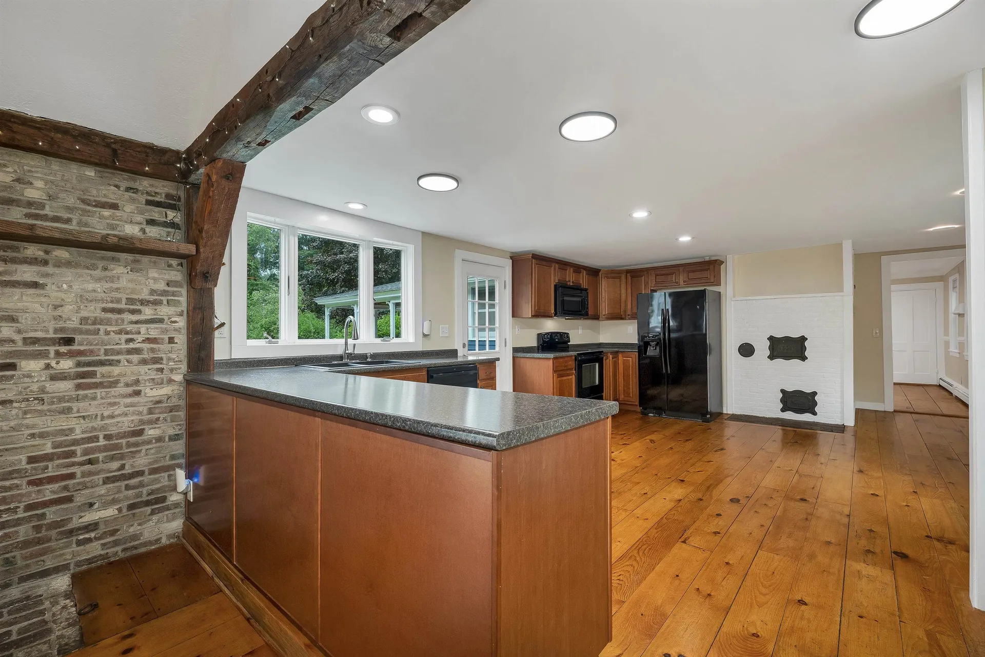 26 Old Mont Vernon Road Amherst NH 03031