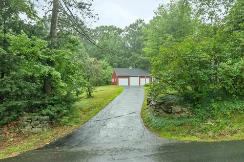 26 Old Mont Vernon Road Amherst NH 03031