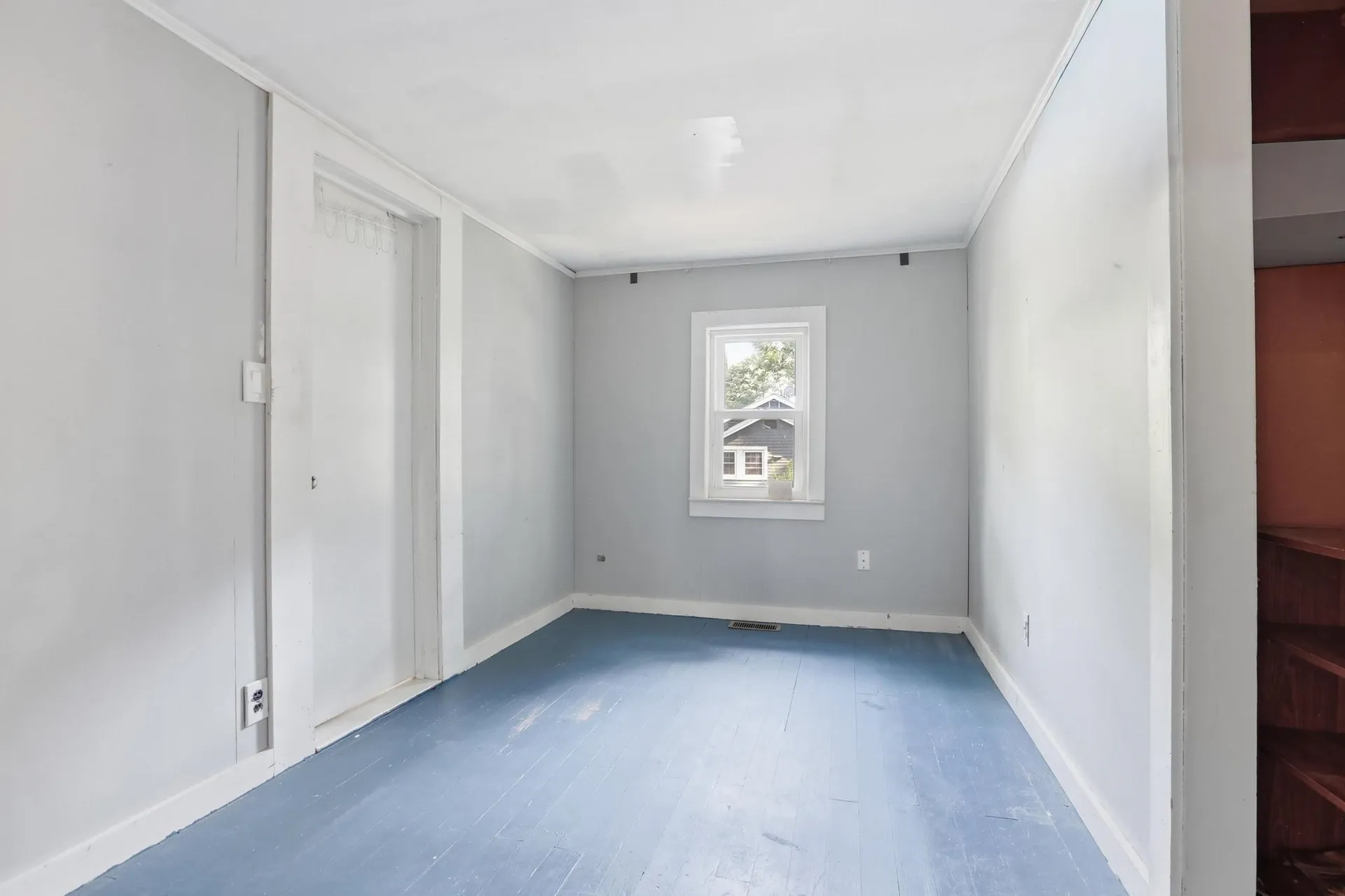 16 Hillside Avenue Amherst NH 03031-1840