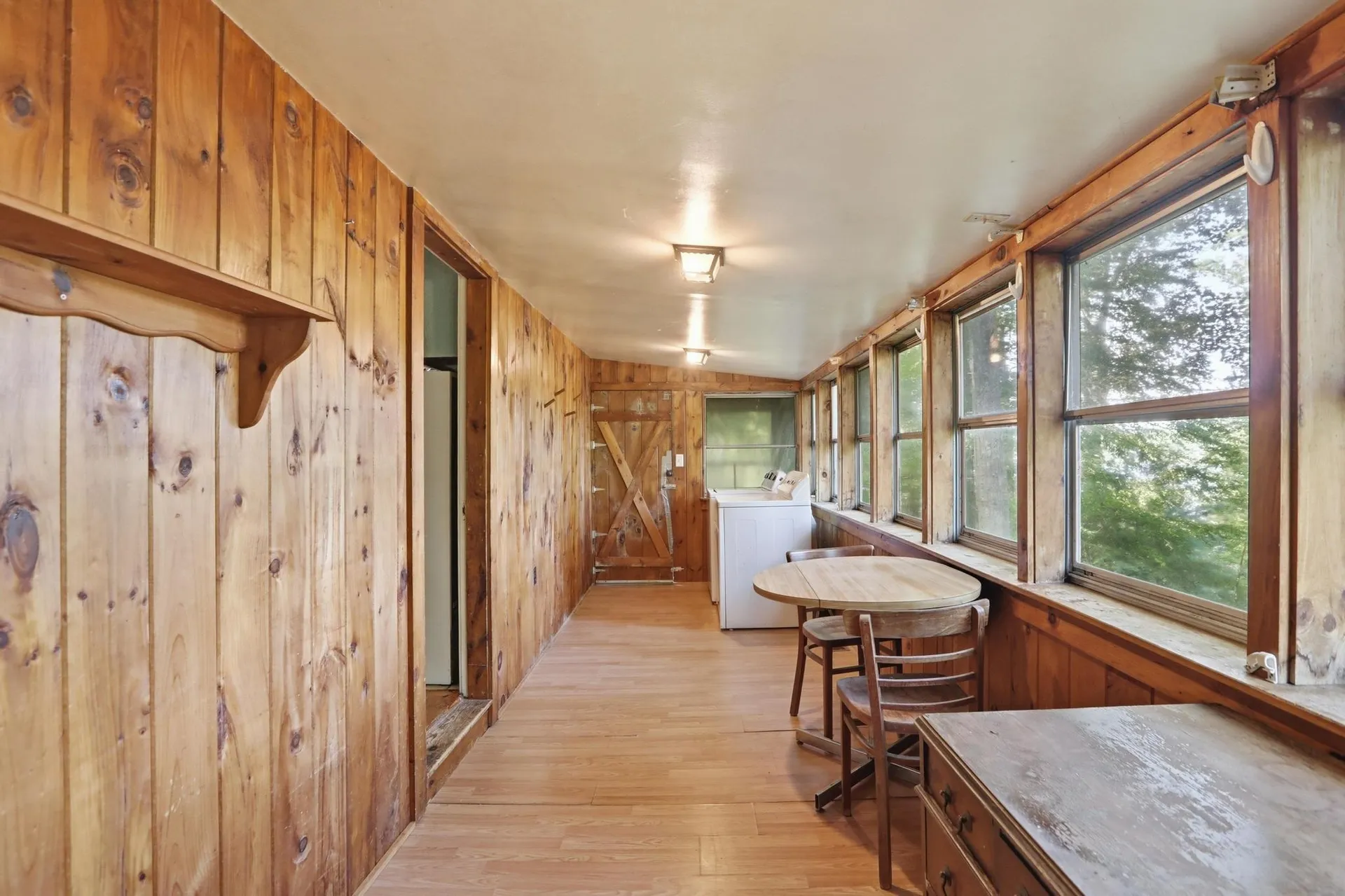 16 Hillside Avenue Amherst NH 03031-1840