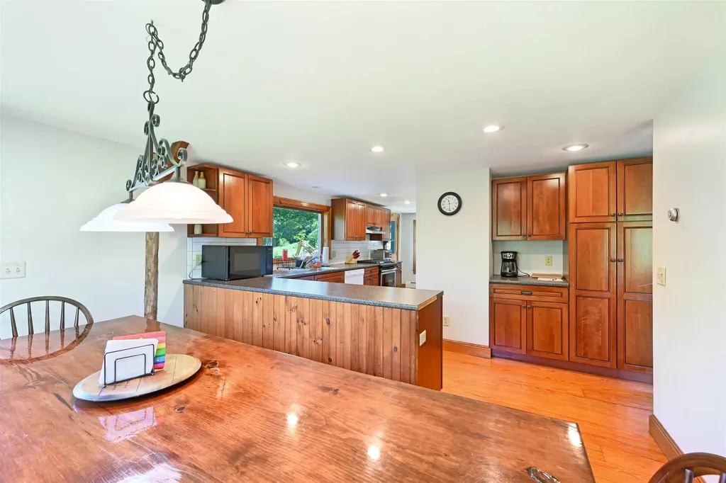 87 Grinka Farm Drive Readsboro VT 05350