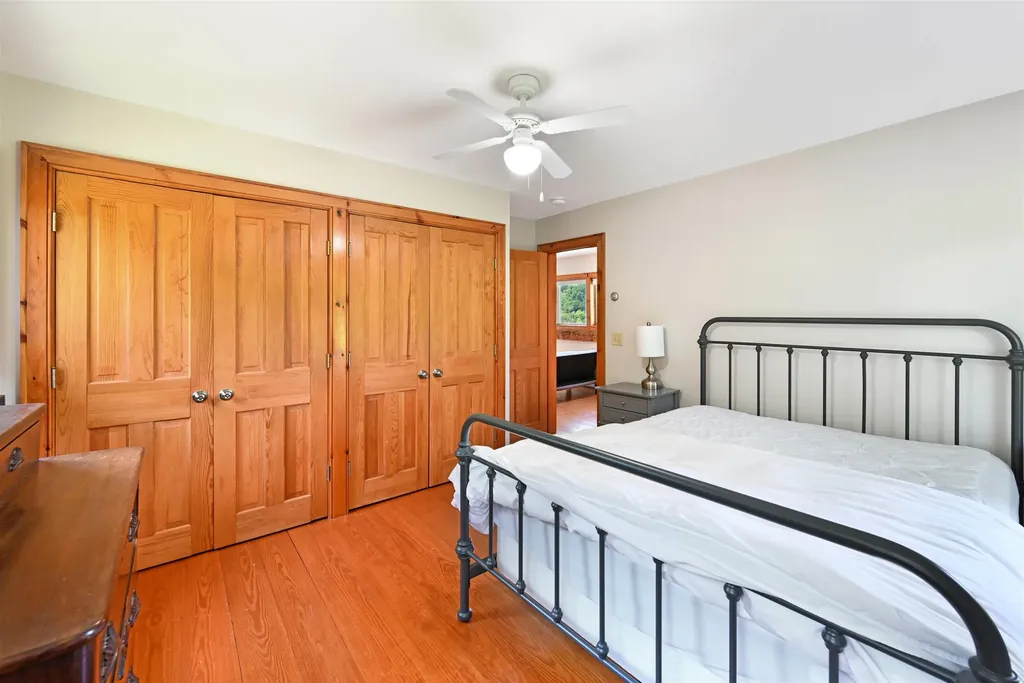 87 Grinka Farm Drive Readsboro VT 05350