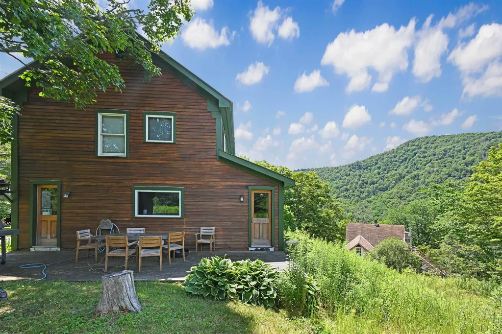 87 Grinka Farm Drive Readsboro VT 05350