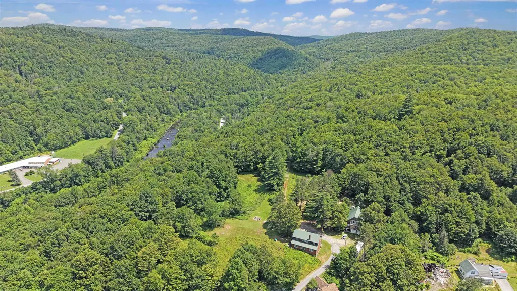87 Grinka Farm Drive Readsboro VT 05350