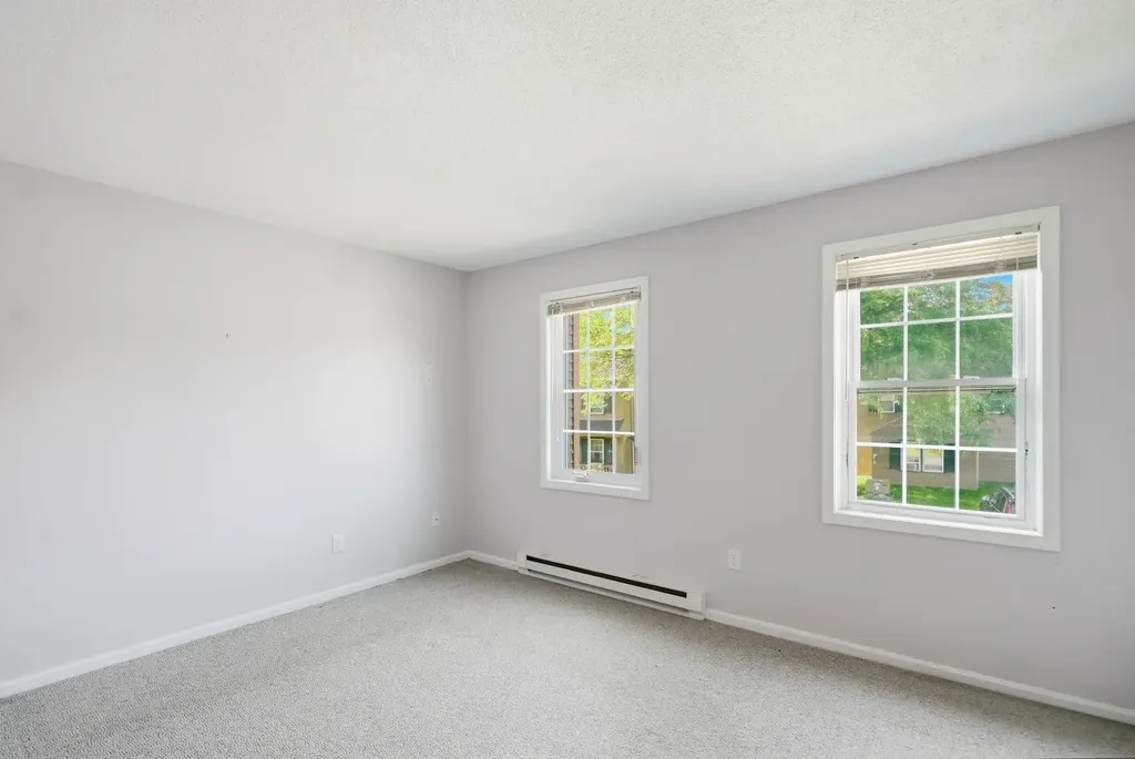 81 Hayes Avenue South Burlington VT 05403