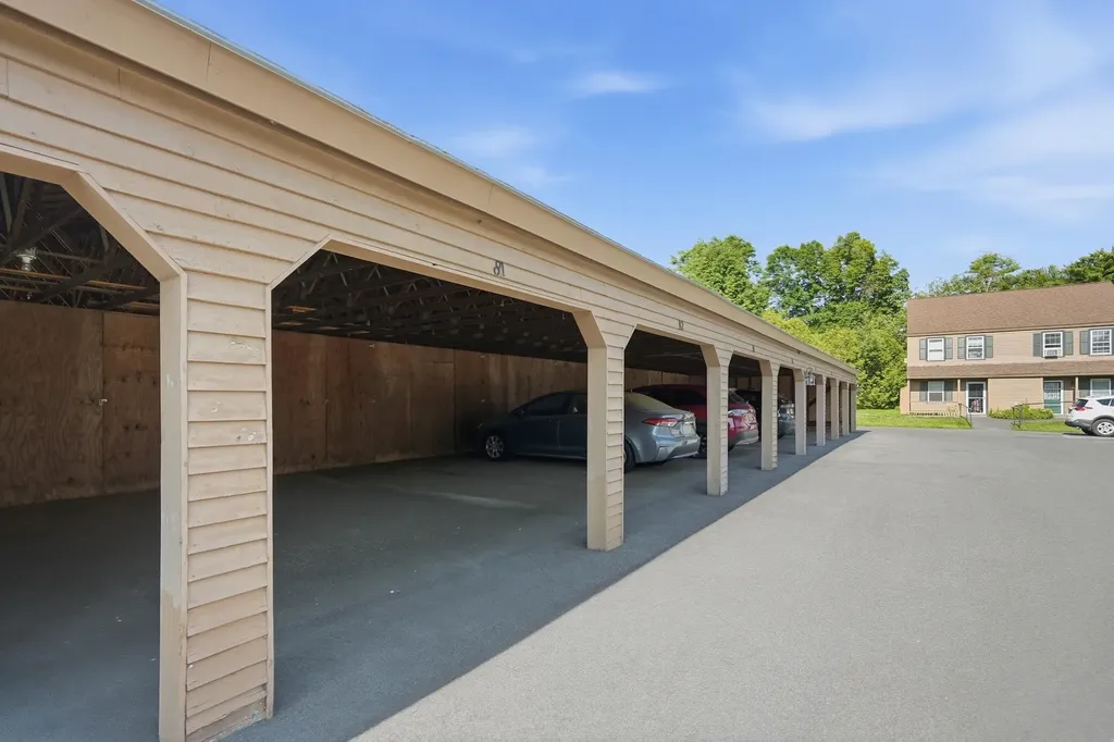 81 Hayes Avenue South Burlington VT 05403