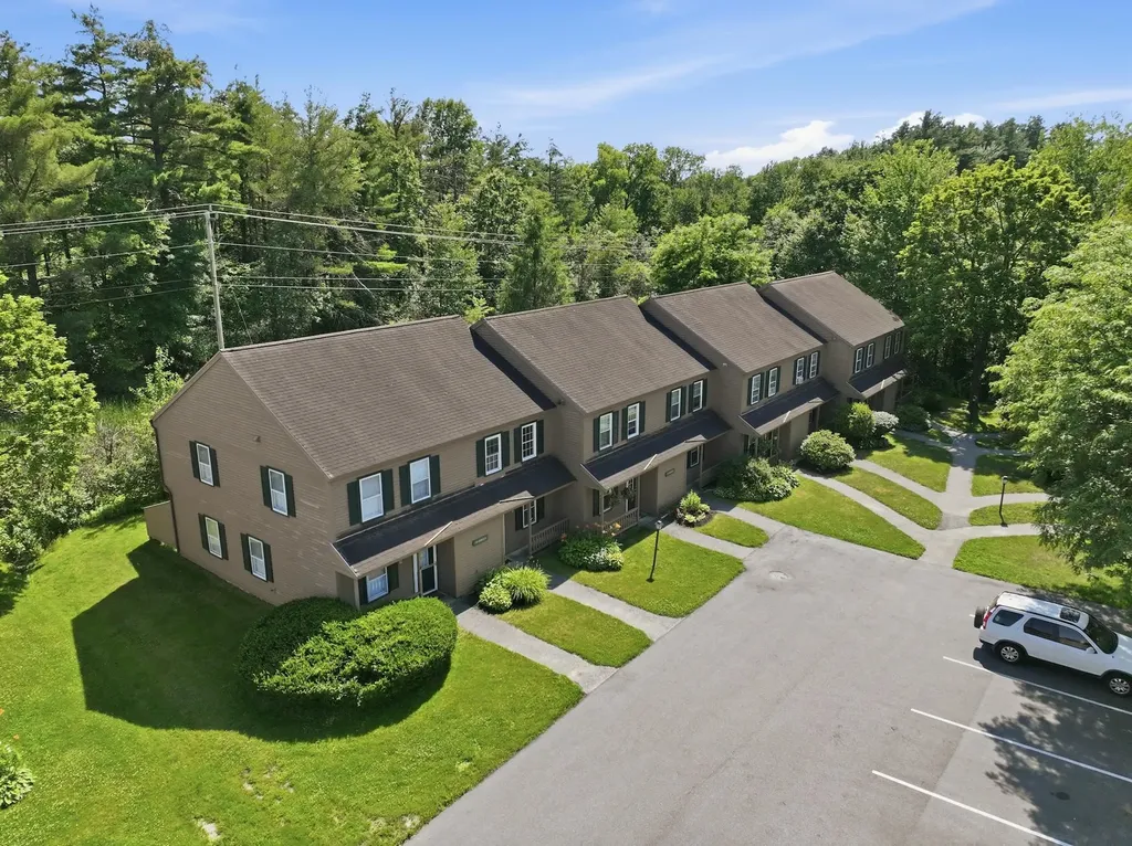 81 Hayes Avenue South Burlington VT 05403