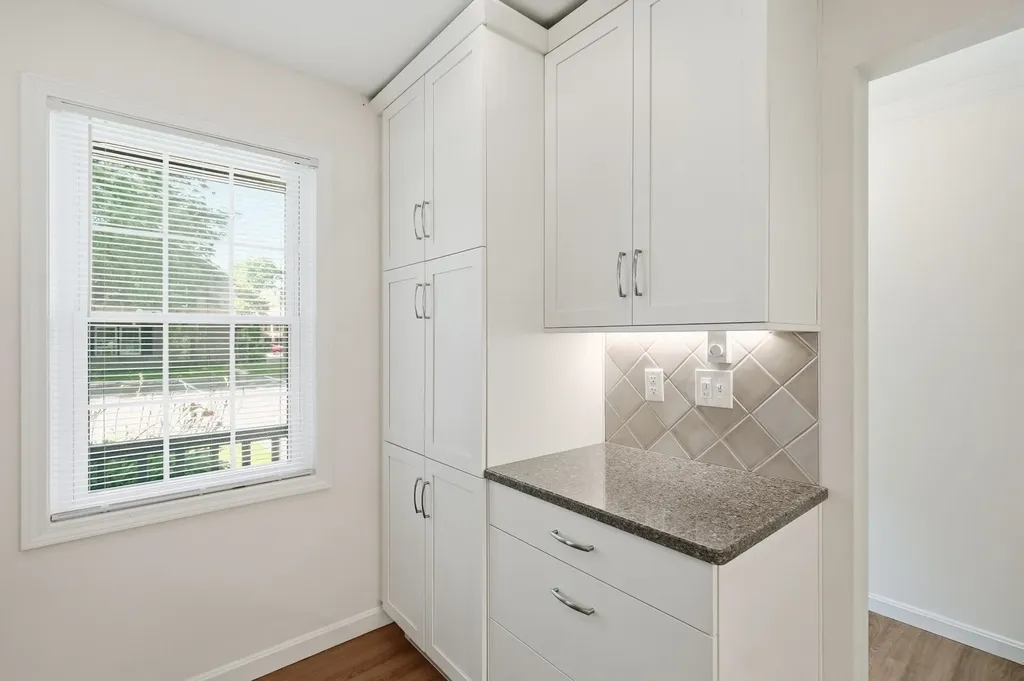 81 Hayes Avenue South Burlington VT 05403