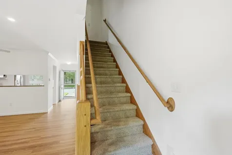 81 Hayes Avenue South Burlington VT 05403