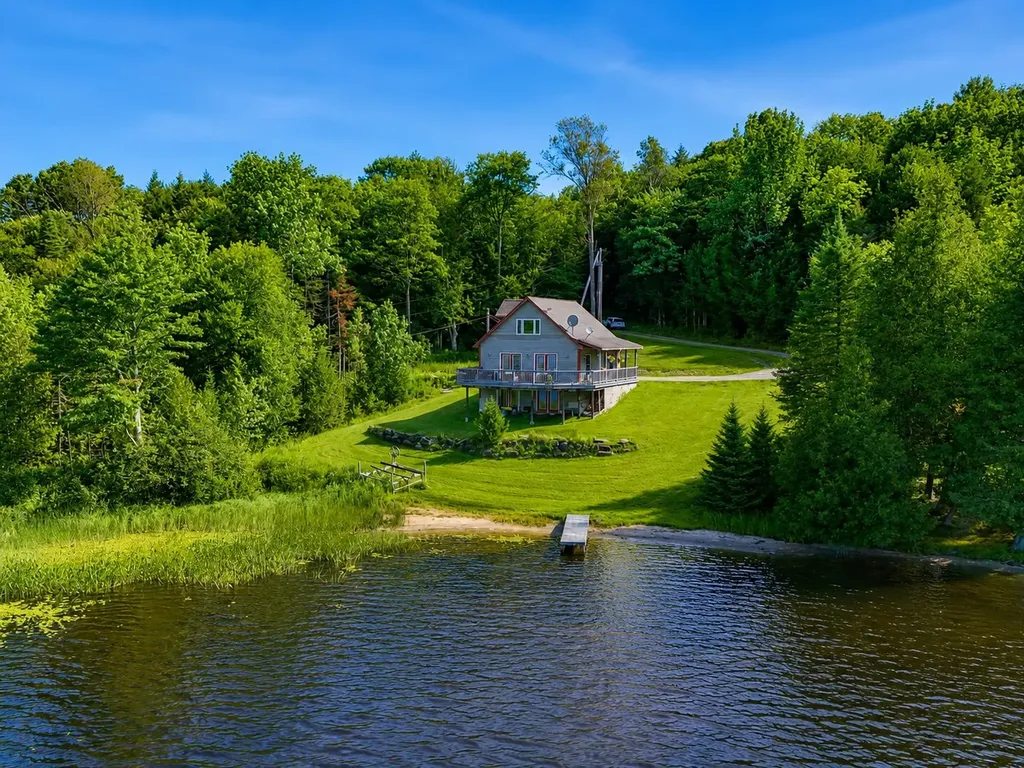 212 Boulder Drive Derby VT 05829