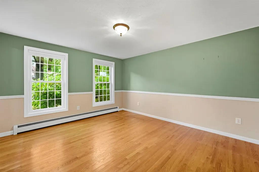 8 Wesley Lane Salem NH 03079