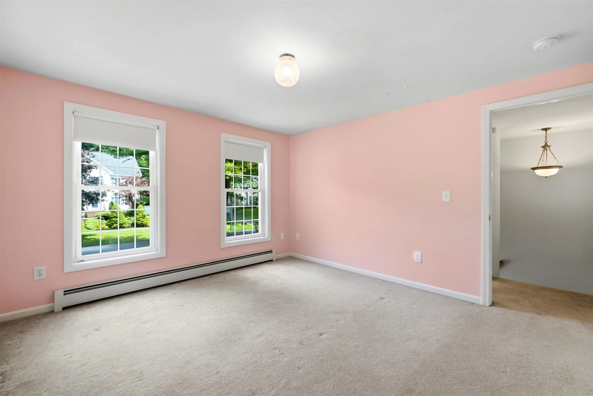 8 Wesley Lane Salem NH 03079